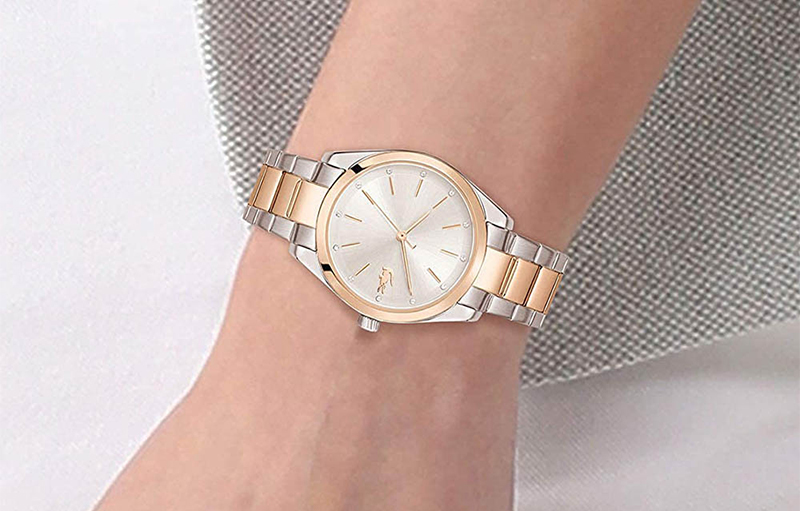 Đồng hồ với kiểu dáng sang trọng